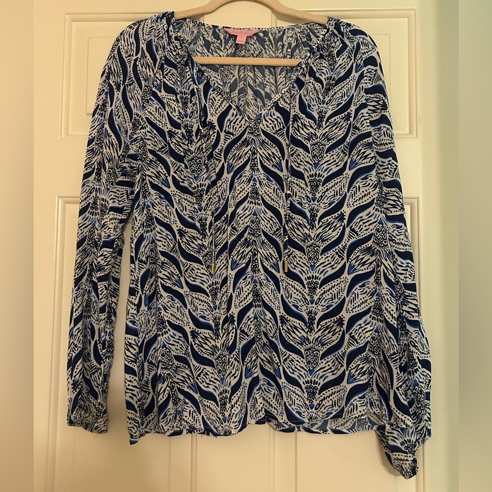 Lilly Pulitzer Willa Tunic Top in Blue and White - Medium